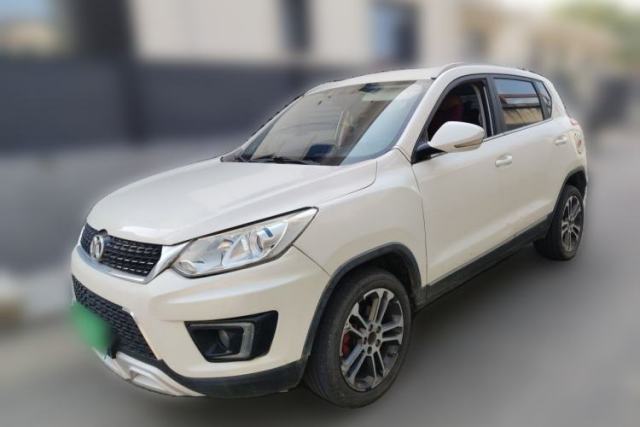 Ojetý BAIC Senova X35 2016 1.5L Manual Luxury Edition