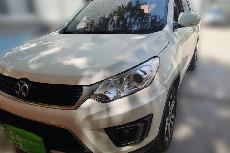 Ojetý BAIC Senova X35 2016 1.5L Manual Luxury Edition Guazi used car, China used car export, Used car for sale, Used  cars, Cheapest cars for sale