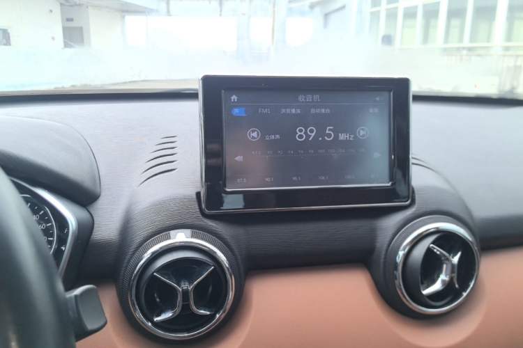 Used BAIC Senova X35 2016 1.5L Manual Luxury Edition Audio And AC Panel