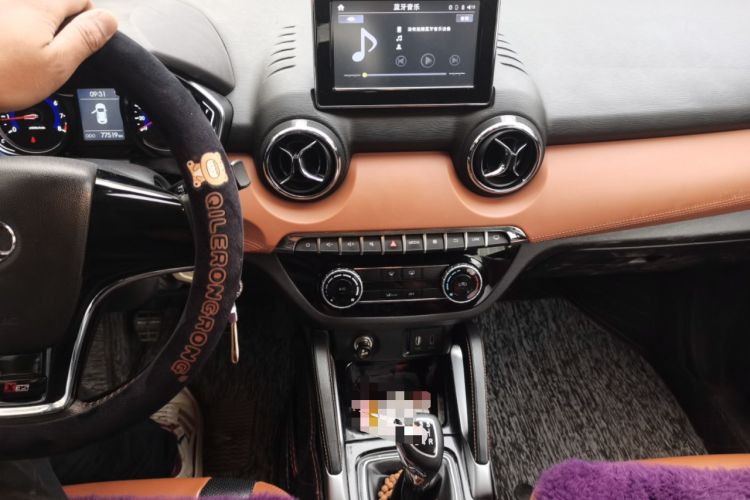 Used BAIC Senova X35 2016 1.5L Manual Luxury Edition Audio And AC Panel