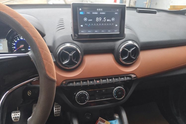 Used BAIC Senova X35 2016 1.5L Manual Luxury Edition Audio And AC Panel