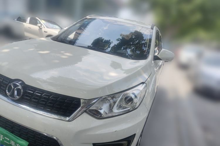 Used BAIC Senova X35 2016 1.5L Manual Elite Edition Guazi used car, China used car export, Used car for sale, Used  cars, Cheapest cars for sale