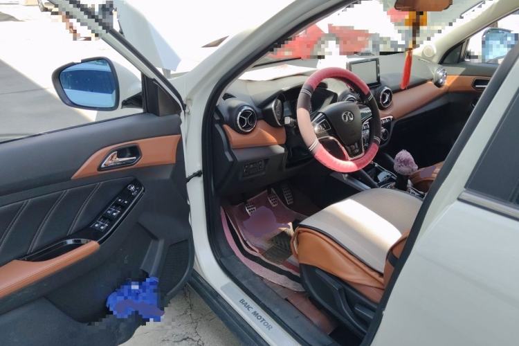Used BAIC Senova X35 2016 1.5L Manual Luxury Edition Driver Seat