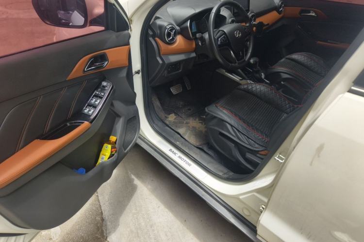 Used BAIC Senova X35 2016 1.5L Automatic Prestige Edition Driver Seat