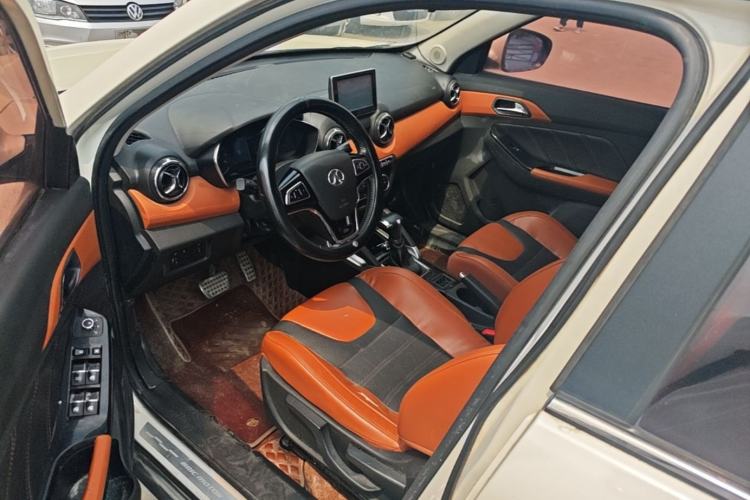 Used BAIC Senova X35 2016 1.5L Automatic Luxury Edition Driver Seat