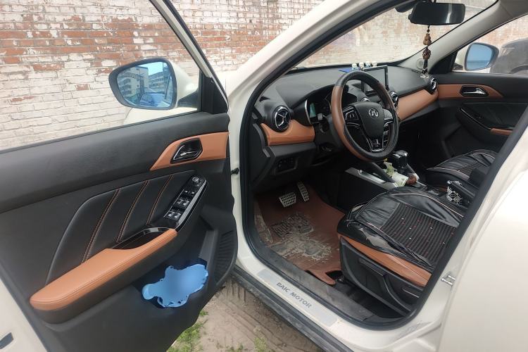 Used BAIC Senova X35 2016 1.5L Automatic Prestige Edition Driver Seat