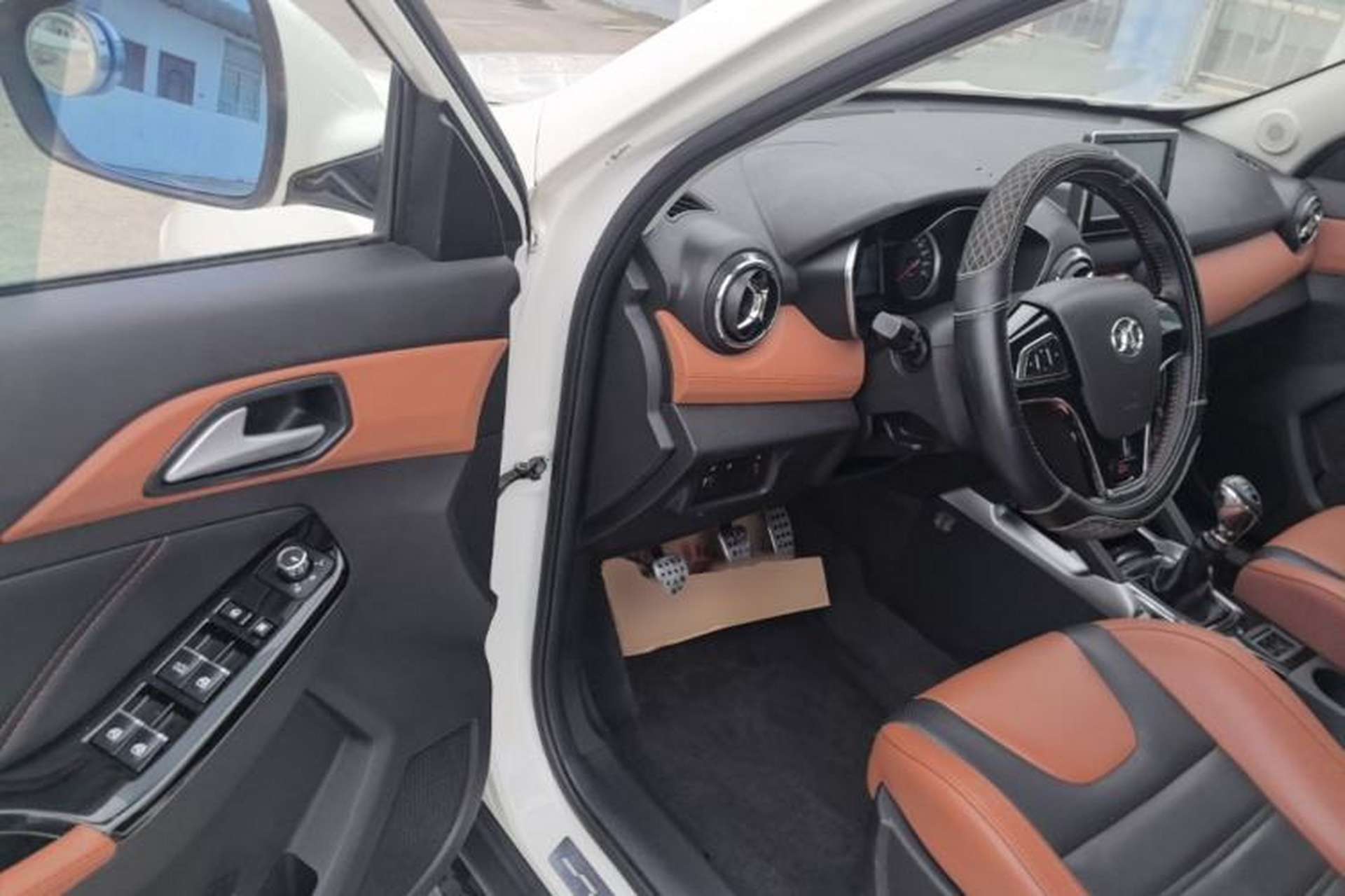Used BAIC Senova X35 2016 1.5L Manual Luxury Edition Driver Seat
