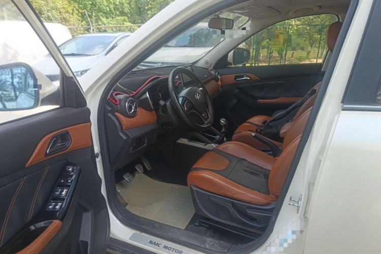 Used BAIC Senova X35 2016 1.5L Manual Luxury Edition Driver Seat