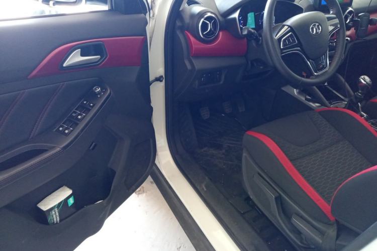 Used BAIC Senova X35 2016 1.5L Manual Elite Edition Driver Seat
