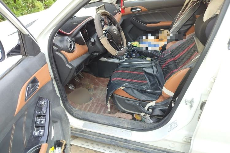 Used BAIC Senova X35 2016 1.5L Manual Luxury Edition Driver Seat