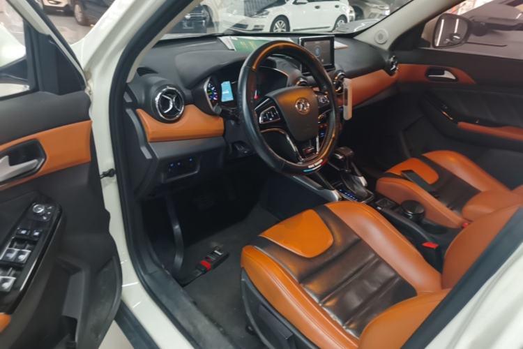 Used BAIC Senova X35 2016 1.5L Automatic Luxury Edition Driver Seat
