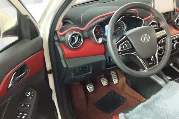Used BAIC Senova X35 2016 1.5L Manual Elite Edition Driver Seat