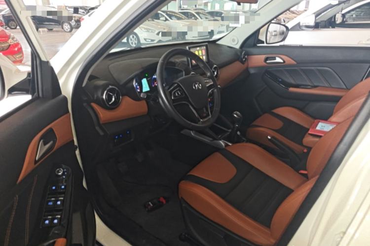 Used BAIC Senova X35 2016 1.5L Manual Luxury Edition Driver Seat