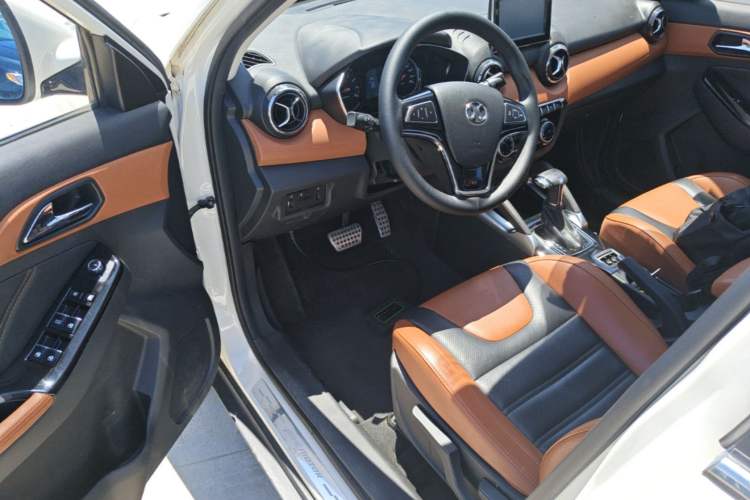 Used BAIC Senova X35 2016 1.5L Automatic Luxury Edition Driver Seat