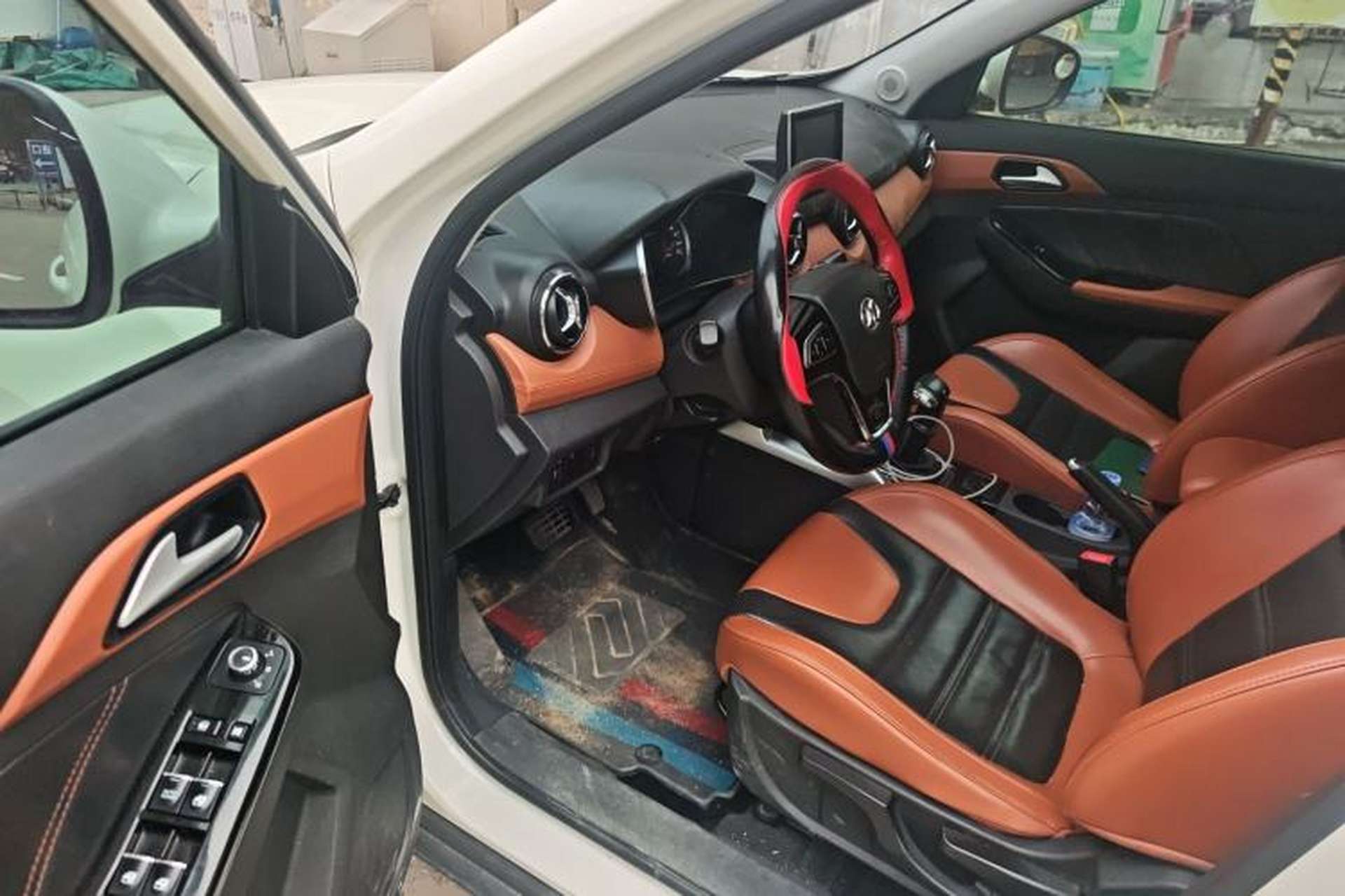 Used BAIC Senova X35 2016 1.5L Automatic Luxury Edition Driver Seat