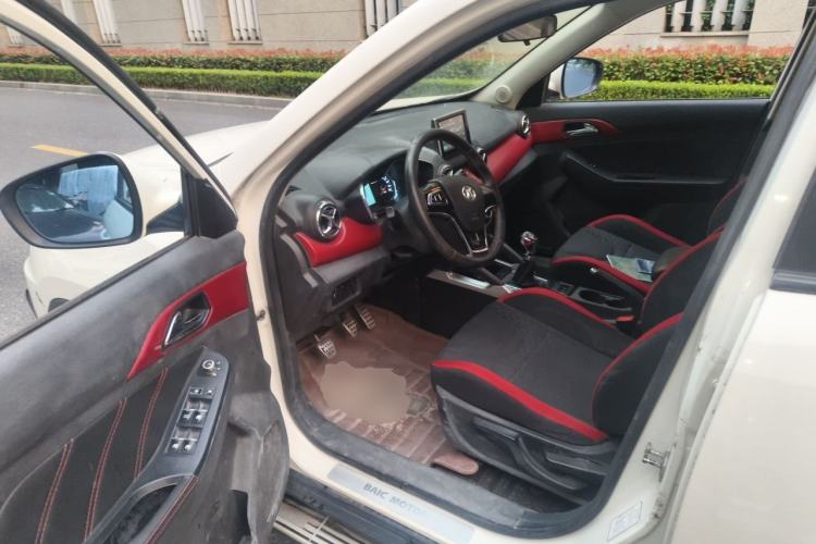 Used BAIC Senova X35 2016 1.5L Manual Elite Edition Driver Seat