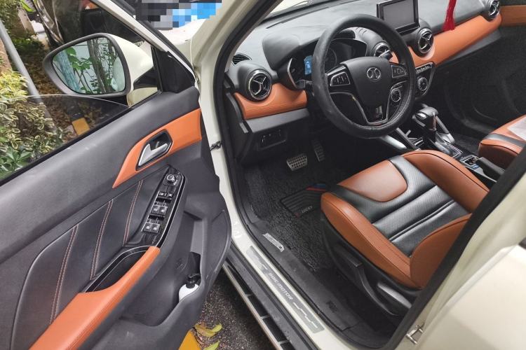 Used BAIC Senova X35 2016 1.5L Automatic Prestige Edition Driver Seat