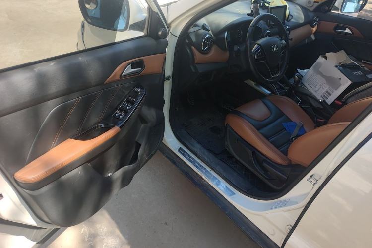 Used BAIC Senova X35 2016 1.5L Manual Luxury Edition Driver Seat