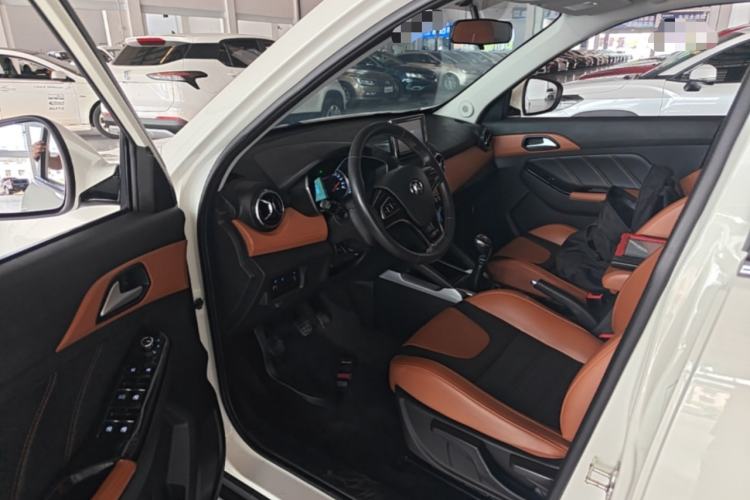 Used BAIC Senova X35 2016 1.5L Manual Luxury Edition Driver Seat