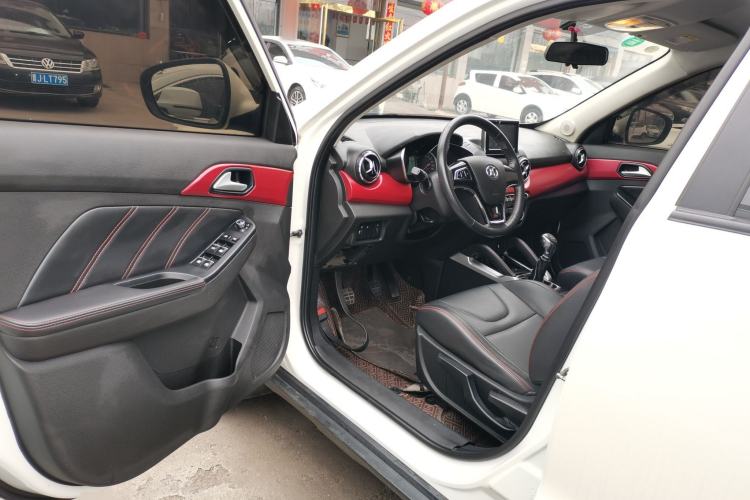 Used BAIC Senova X35 2016 1.5L Manual Elite Edition Driver Seat