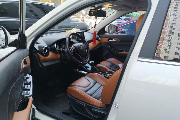 Used BAIC Senova X35 2016 1.5L Automatic Luxury Edition Driver Seat