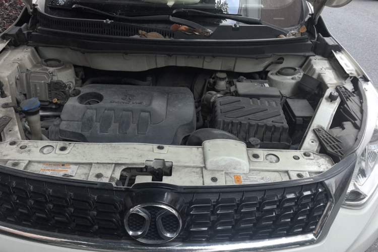 Used BAIC Senova X35 2016 1.5L Manual Luxury Edition Engine Bay