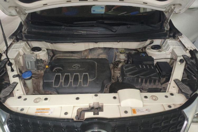 Used BAIC Senova X35 2016 1.5L Manual Luxury Edition Engine Bay