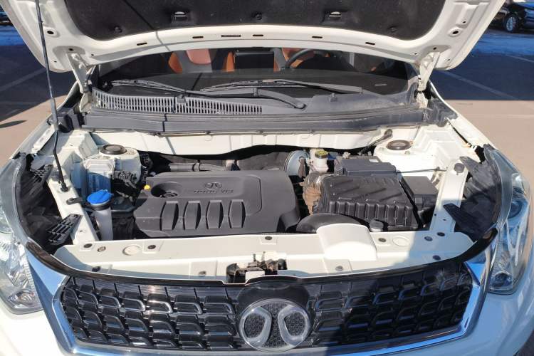 Used BAIC Senova X35 2016 1.5L Automatic Luxury Edition Engine Bay