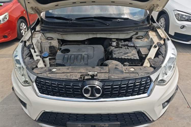 Used BAIC Senova X35 2016 1.5L Automatic Luxury Edition Engine Bay