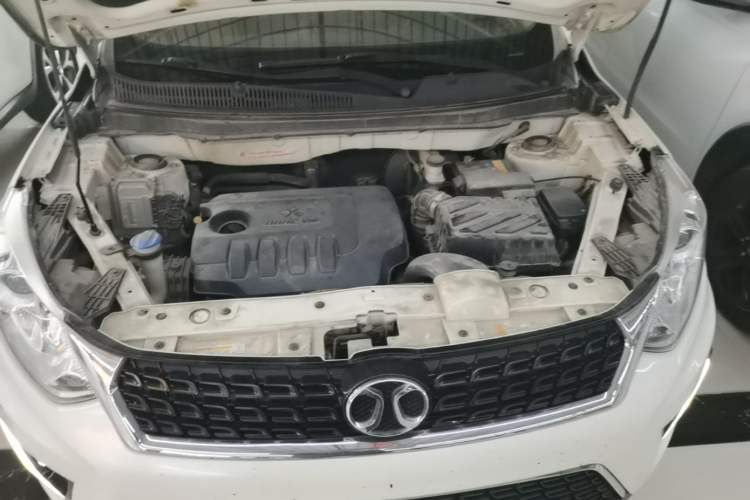 Used BAIC Senova X35 2016 1.5L Automatic Luxury Edition Engine Bay