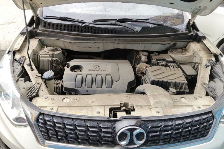 Used BAIC Senova X35 2016 1.5L Manual Luxury Edition Engine Bay