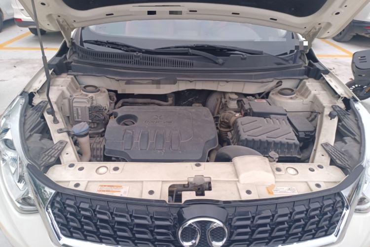 Used BAIC Senova X35 2016 1.5L Manual Luxury Edition Engine Bay