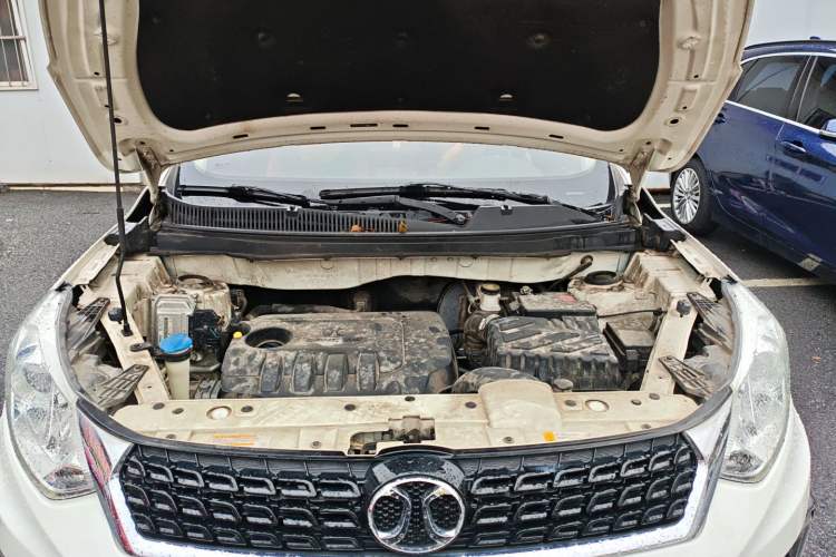 Used BAIC Senova X35 2016 1.5L Automatic Luxury Edition Engine Bay