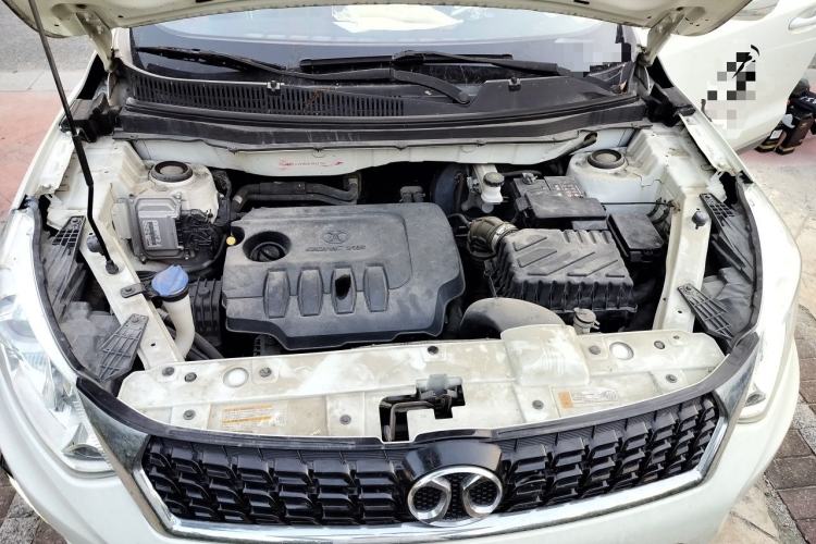 Used BAIC Senova X35 2016 1.5L Manual Luxury Edition Engine Bay