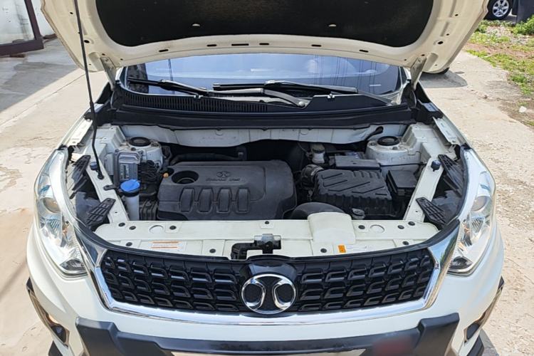 Used BAIC Senova X35 2016 1.5L Manual Luxury Edition Engine Bay