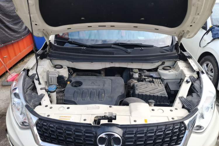 Used BAIC Senova X35 2016 1.5L Automatic Luxury Edition Engine Bay
