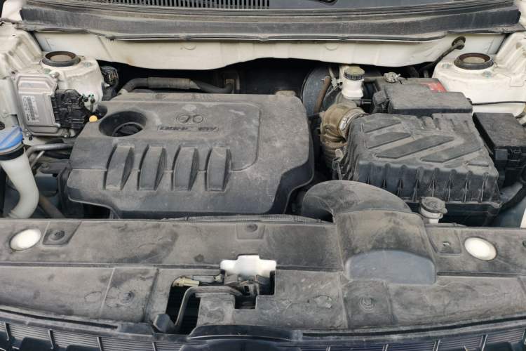 Used BAIC Senova X35 2016 1.5L Manual Elite Edition Engine Bay