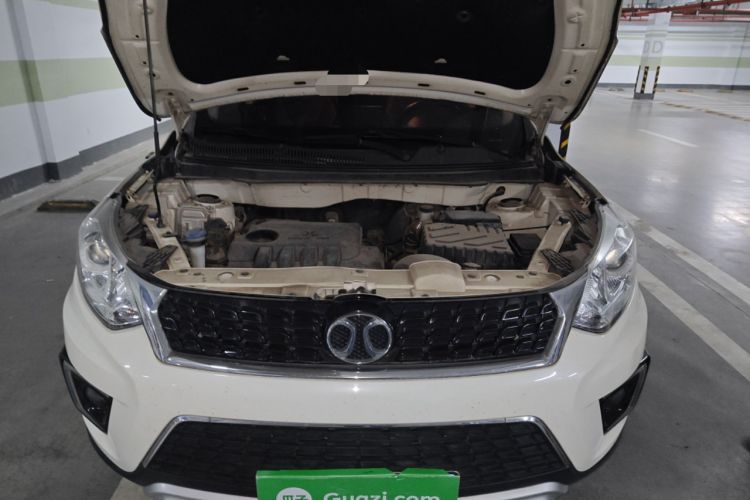 Used BAIC Senova X35 2016 1.5L Automatic Elite Edition Engine Bay