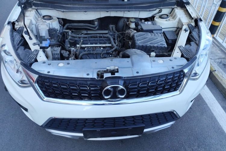 Used BAIC Senova X35 2016 1.5L Automatic Elite Edition Engine Bay