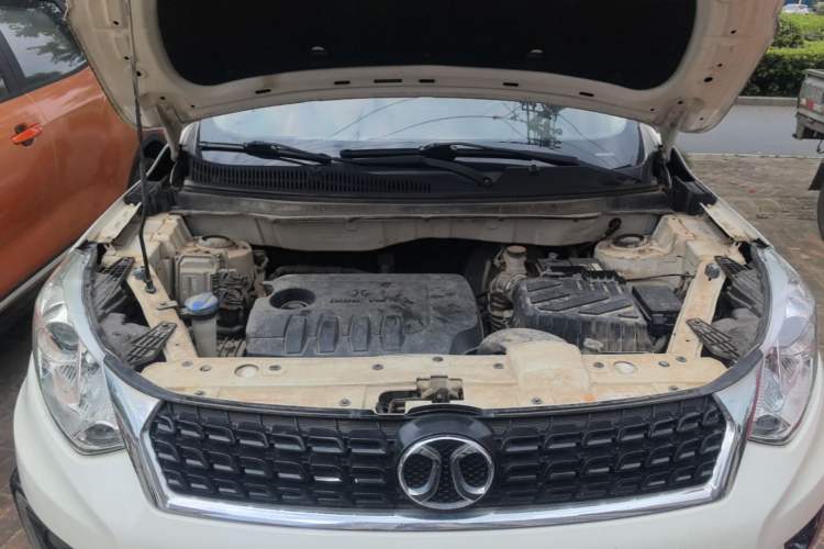 Used BAIC Senova X35 2016 1.5L Automatic Luxury Edition Engine Bay