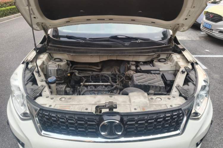 Used BAIC Senova X35 2016 1.5L Manual Elite Edition Engine Bay