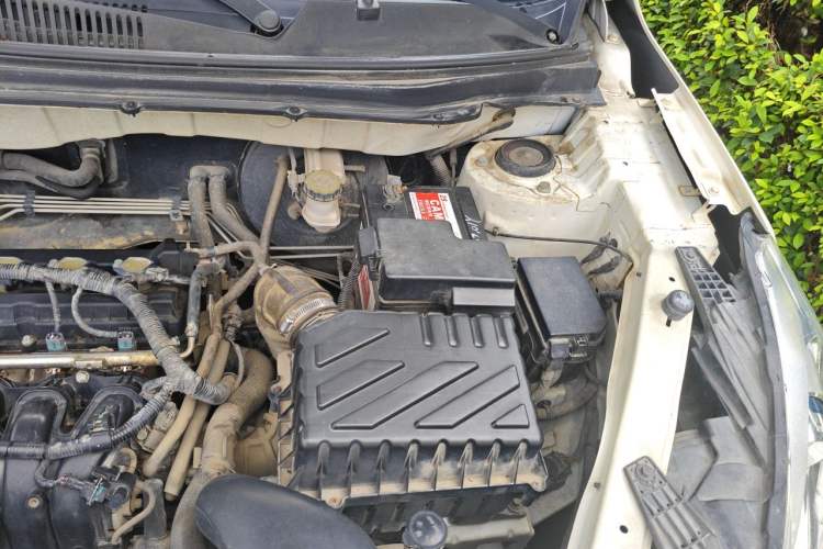Used BAIC Senova X35 2016 1.5L Automatic Elite Edition Engine Bay Left