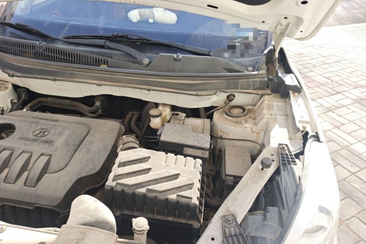 Used BAIC Senova X35 2016 1.5L Automatic Luxury Edition Engine Bay Left