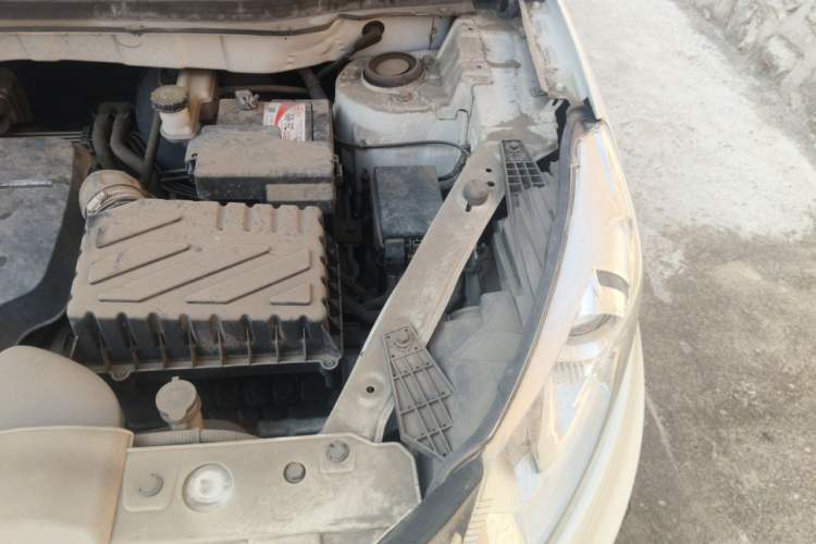 Used BAIC Senova X35 2016 1.5L Manual Luxury Edition Engine Bay Left