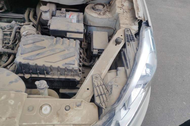 Used BAIC Senova X35 2016 1.5L Manual Elite Edition Engine Bay Left