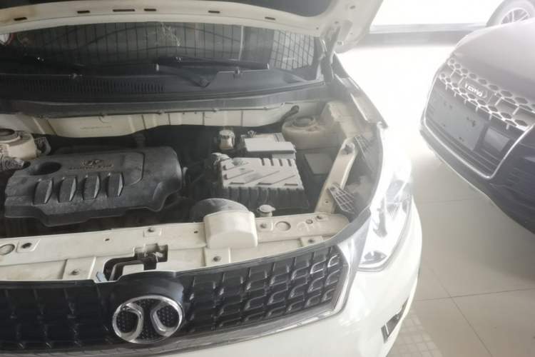 Used BAIC Senova X35 2016 1.5L Manual Luxury Edition Engine Bay Left