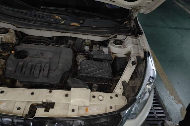 Used BAIC Senova X35 2016 1.5L Manual Luxury Edition Engine Bay Left