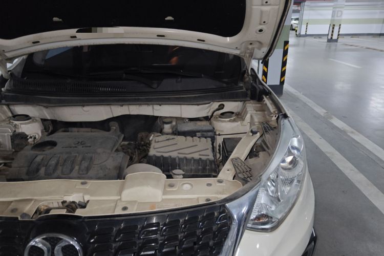 Used BAIC Senova X35 2016 1.5L Automatic Elite Edition Engine Bay Left