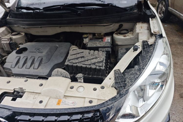 Used BAIC Senova X35 2016 1.5L Manual Luxury Edition Engine Bay Left