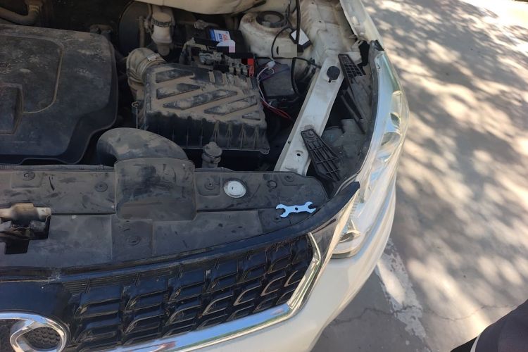 Used BAIC Senova X35 2016 1.5L Manual Luxury Edition Engine Bay Left